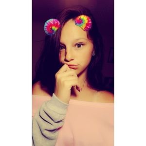 Meet your Posher, Alysha